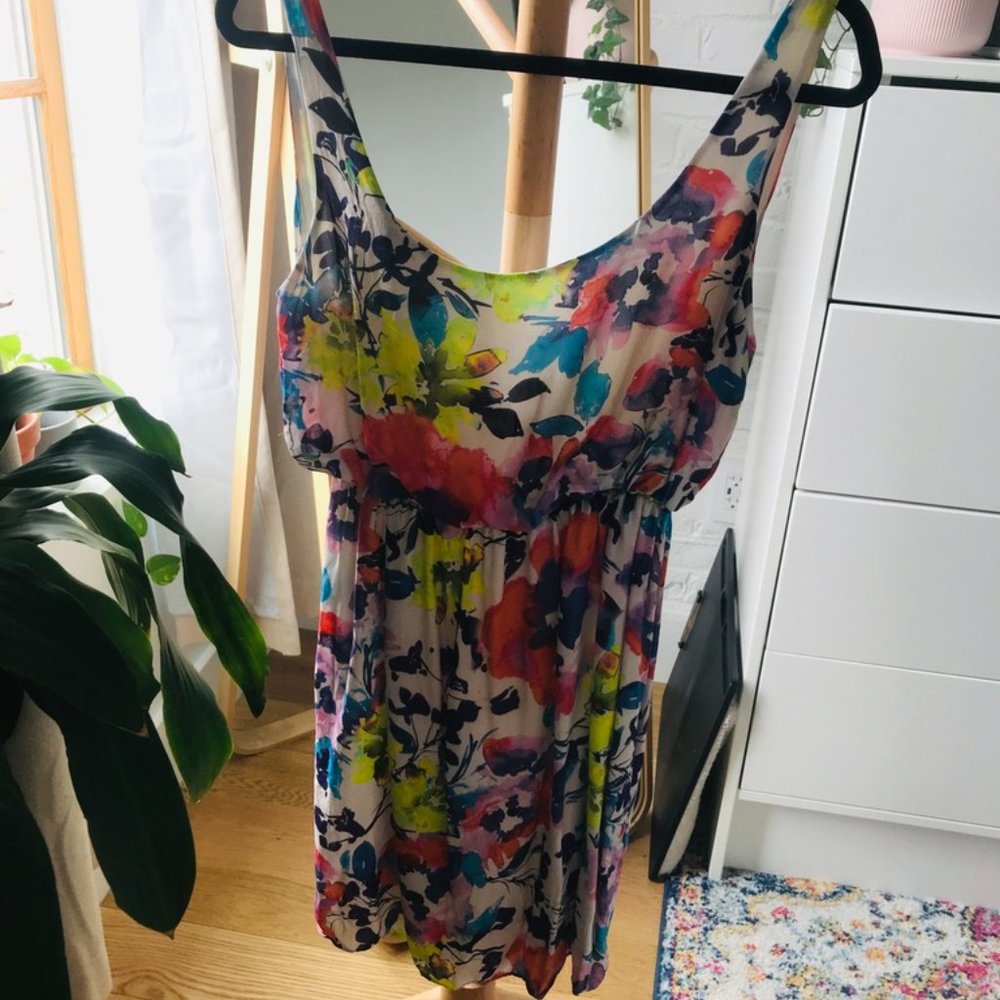 Alice + Olivia Floral Dress 100% Silk Size S